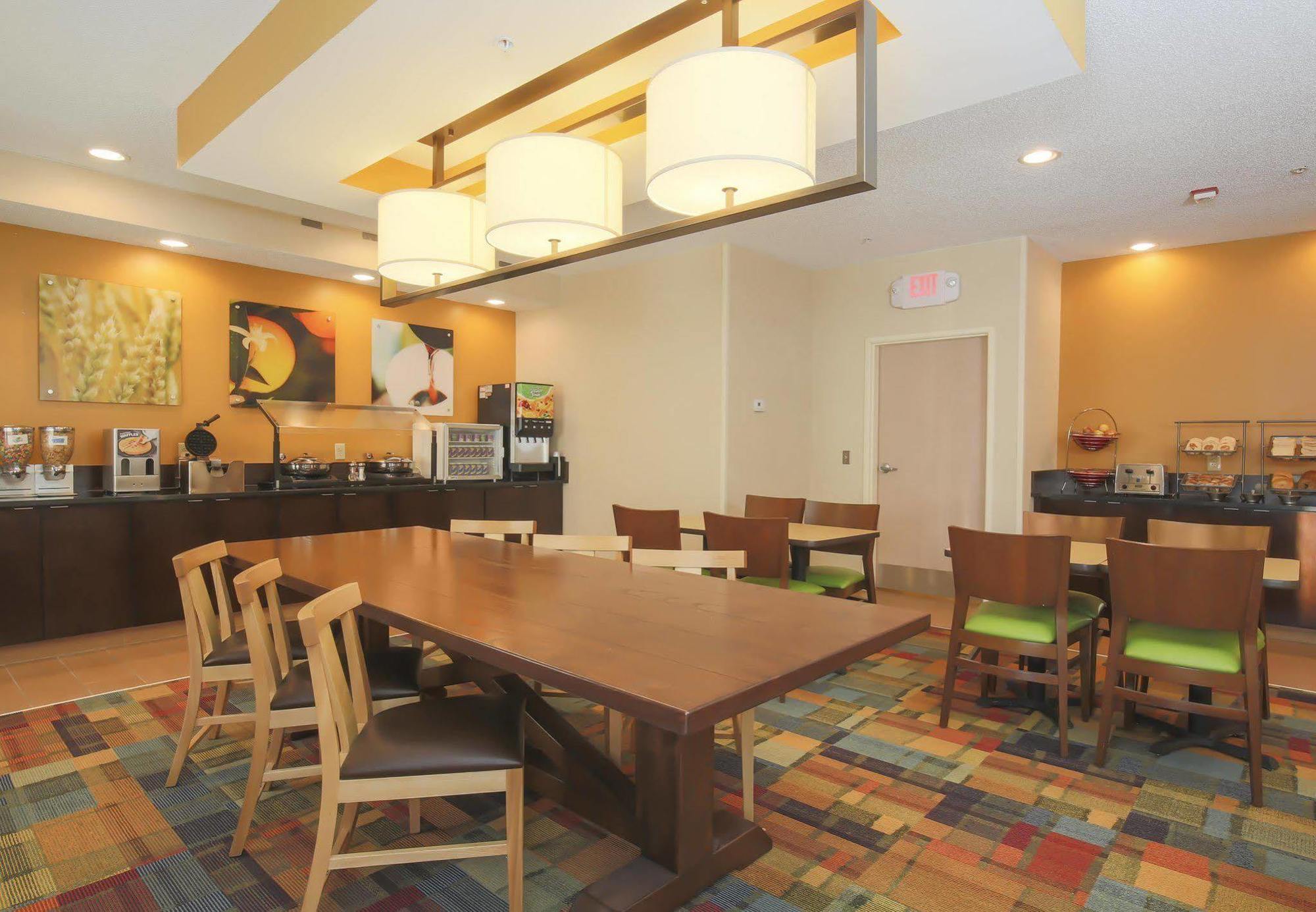 Baymont By Wyndham Tulsa Hotel Eksteriør billede