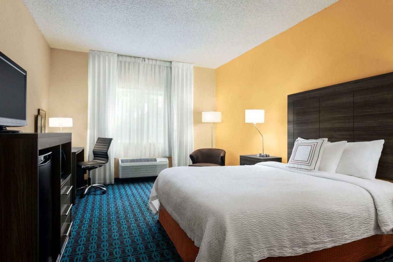 Baymont By Wyndham Tulsa Hotel Eksteriør billede
