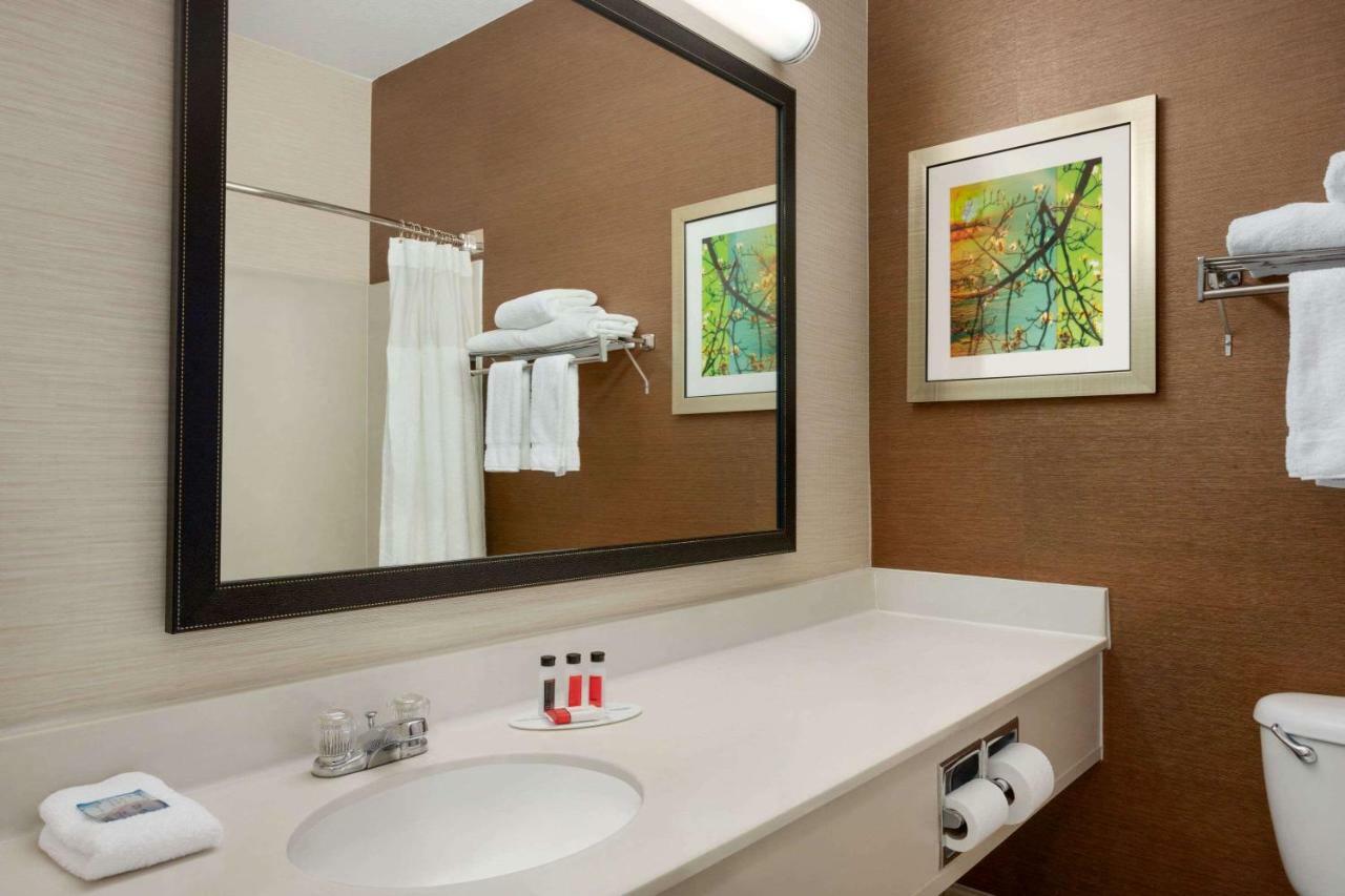 Baymont By Wyndham Tulsa Hotel Eksteriør billede