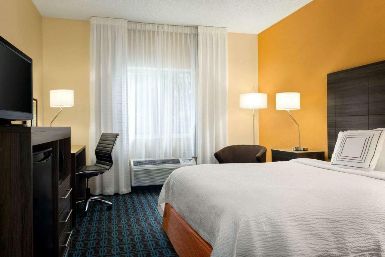 Baymont By Wyndham Tulsa Hotel Eksteriør billede