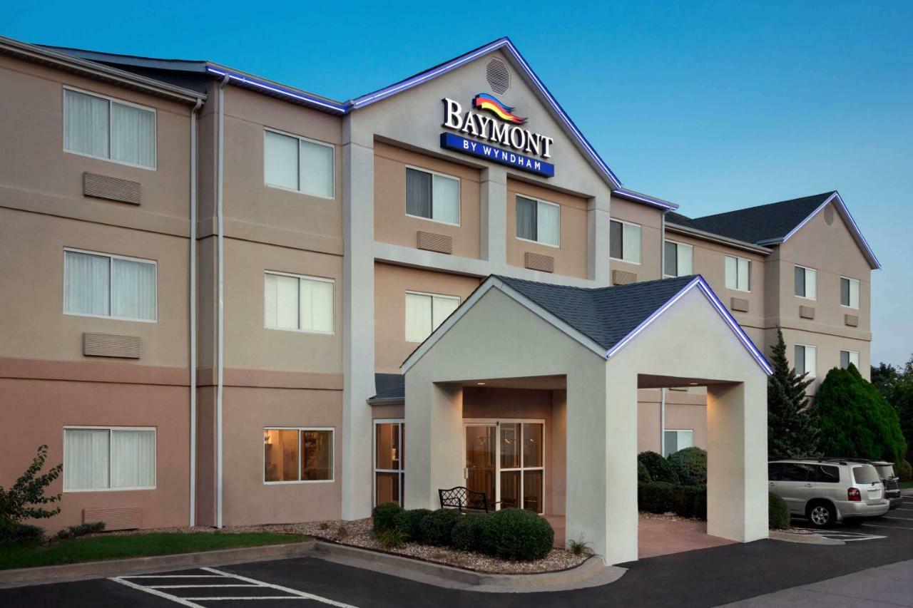 Baymont By Wyndham Tulsa Hotel Eksteriør billede