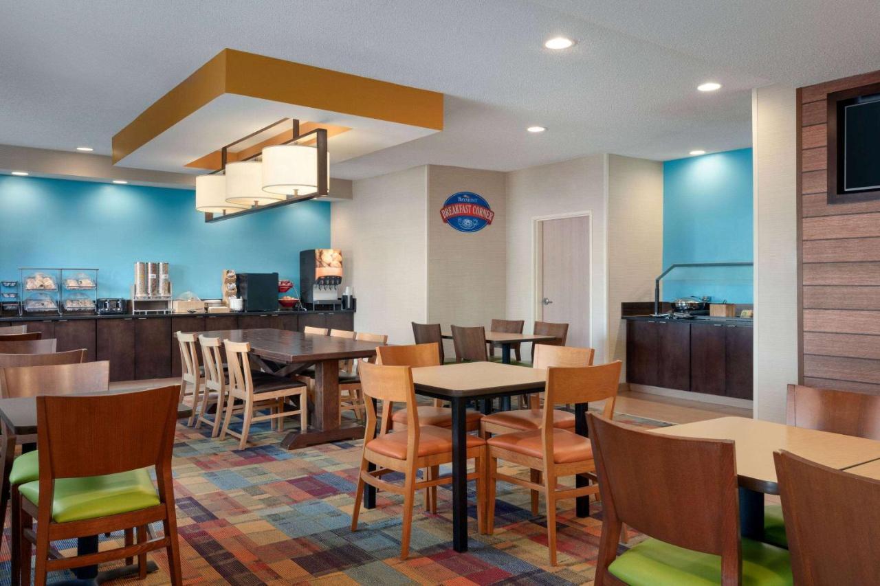 Baymont By Wyndham Tulsa Hotel Eksteriør billede