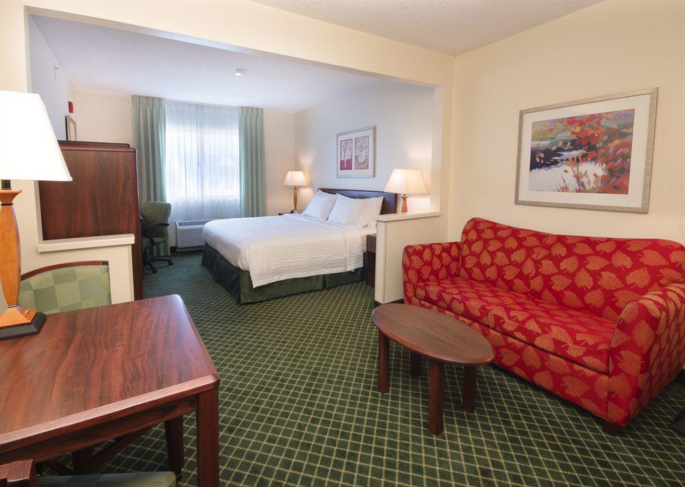 Baymont By Wyndham Tulsa Hotel Eksteriør billede