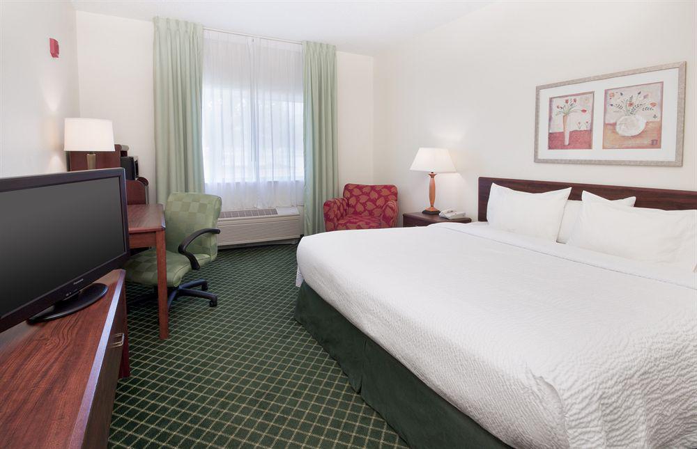 Baymont By Wyndham Tulsa Hotel Eksteriør billede